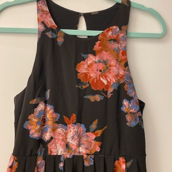 Free People Small Black Floral Pleated mini Dress - Picture 3 of 7